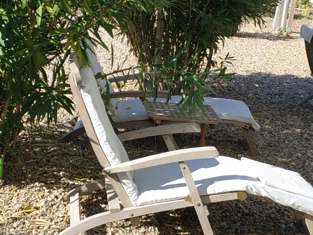 Le Clos Des Fayes Berthegon Bagian luar foto