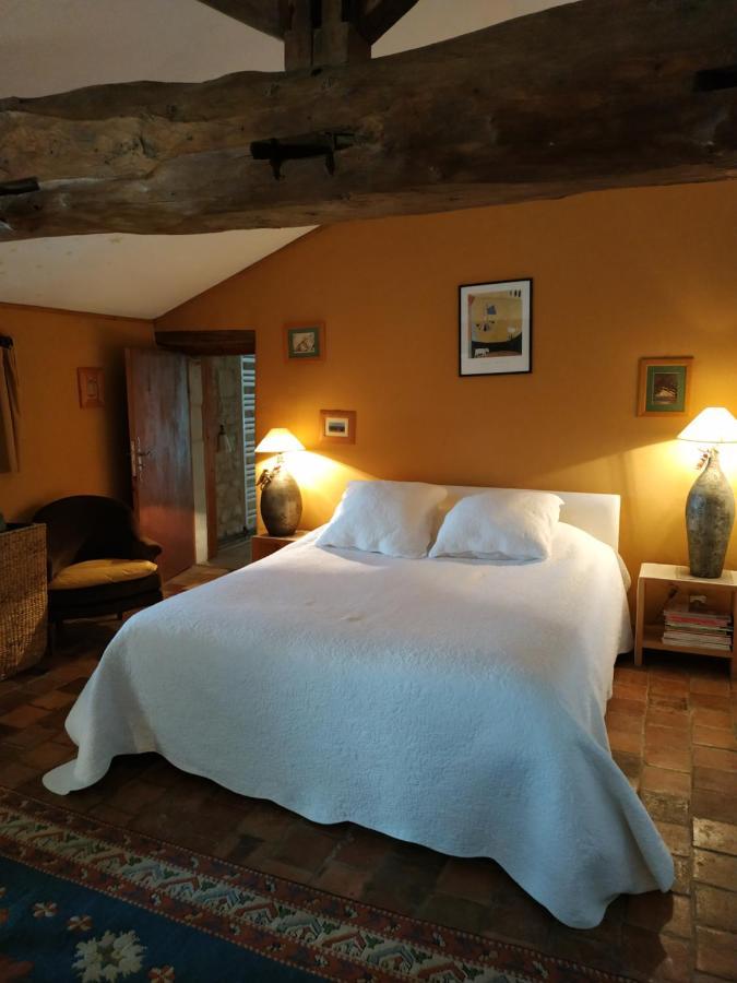 Le Clos Des Fayes Berthegon Bagian luar foto