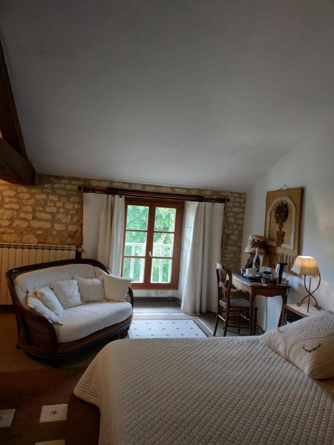 Le Clos Des Fayes Berthegon Bagian luar foto